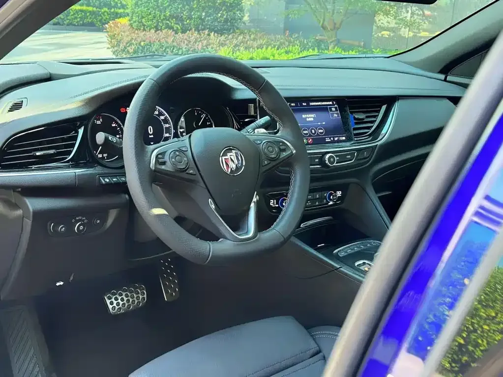 Buick Regal — фото 5
