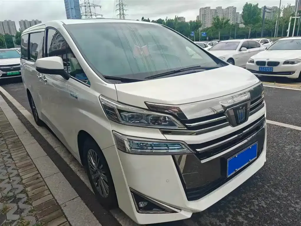 Toyota Vellfire 2021 из CN, фото 4