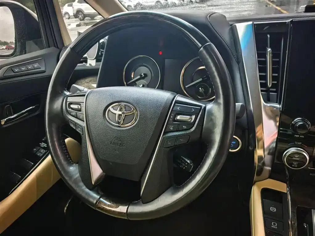 Toyota Vellfire 2021 из CN, фото 10