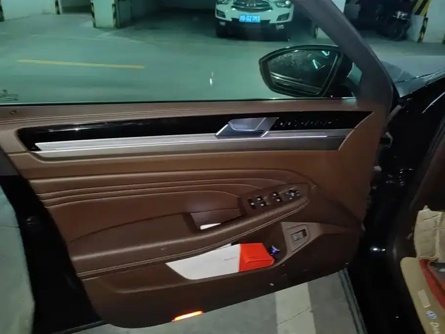 Volkswagen Phideon 2021 из CN, фото 6