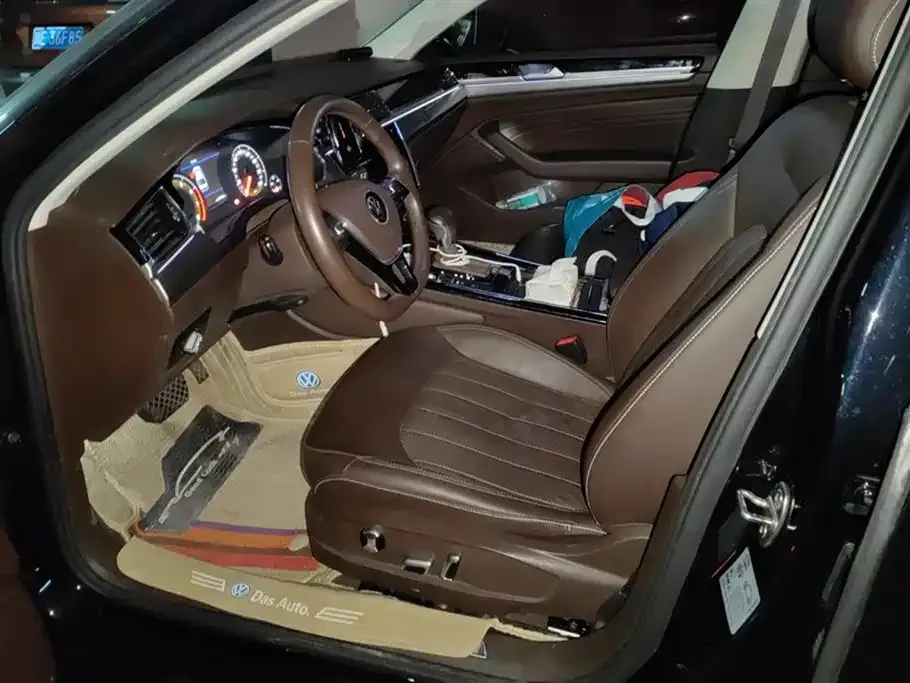 Volkswagen Phideon 2021 из CN, фото 8