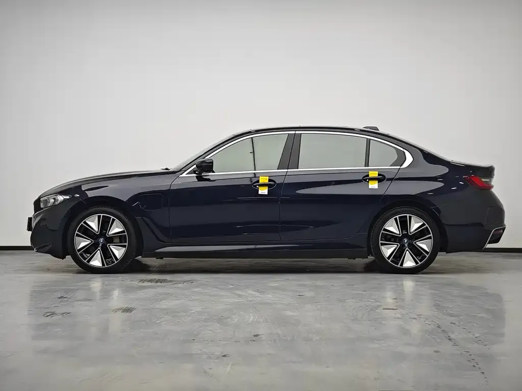 BMW i3 — фото 3