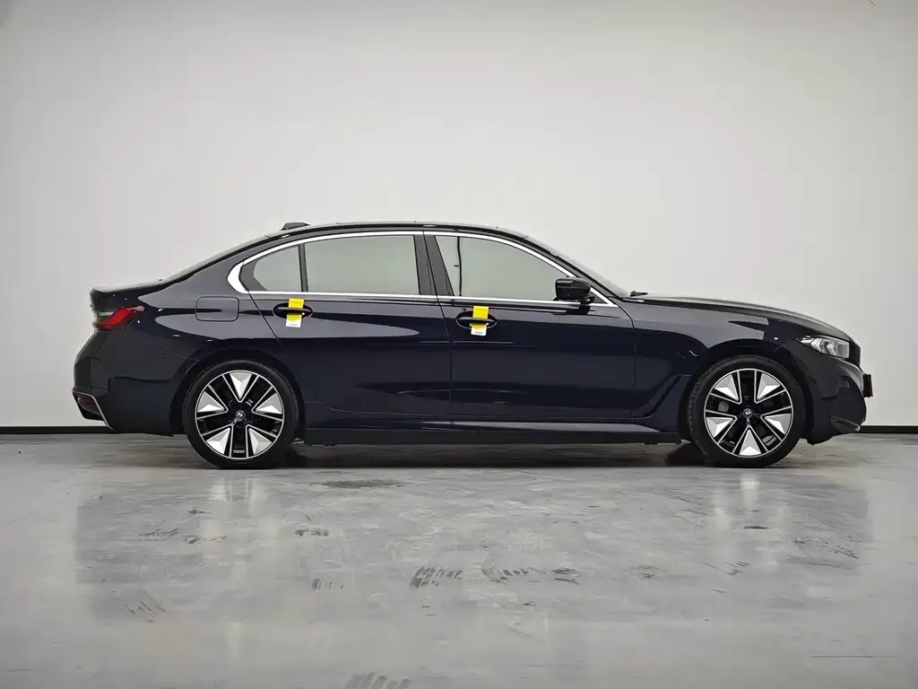 BMW i3 — фото 9