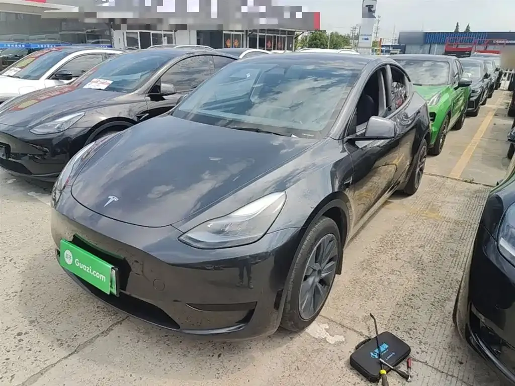 Tesla Model Y — фото 4