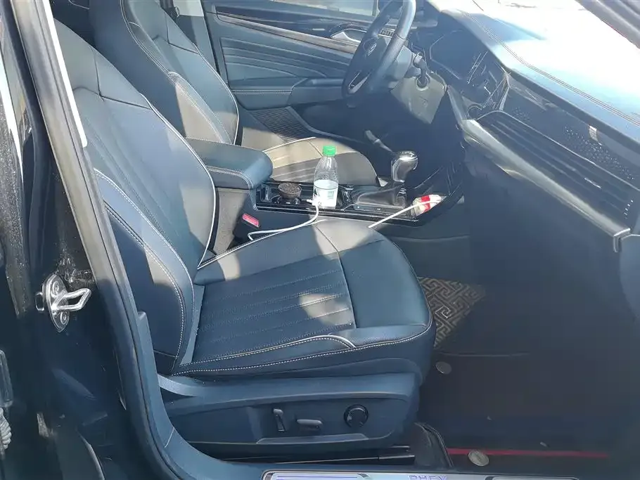 Volkswagen 帕萨特插电混动 — фото 10