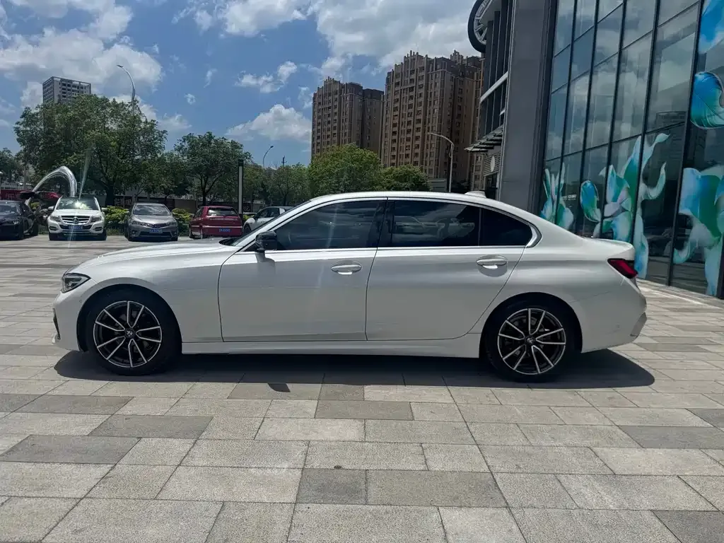 BMW 3 Series — фото 10