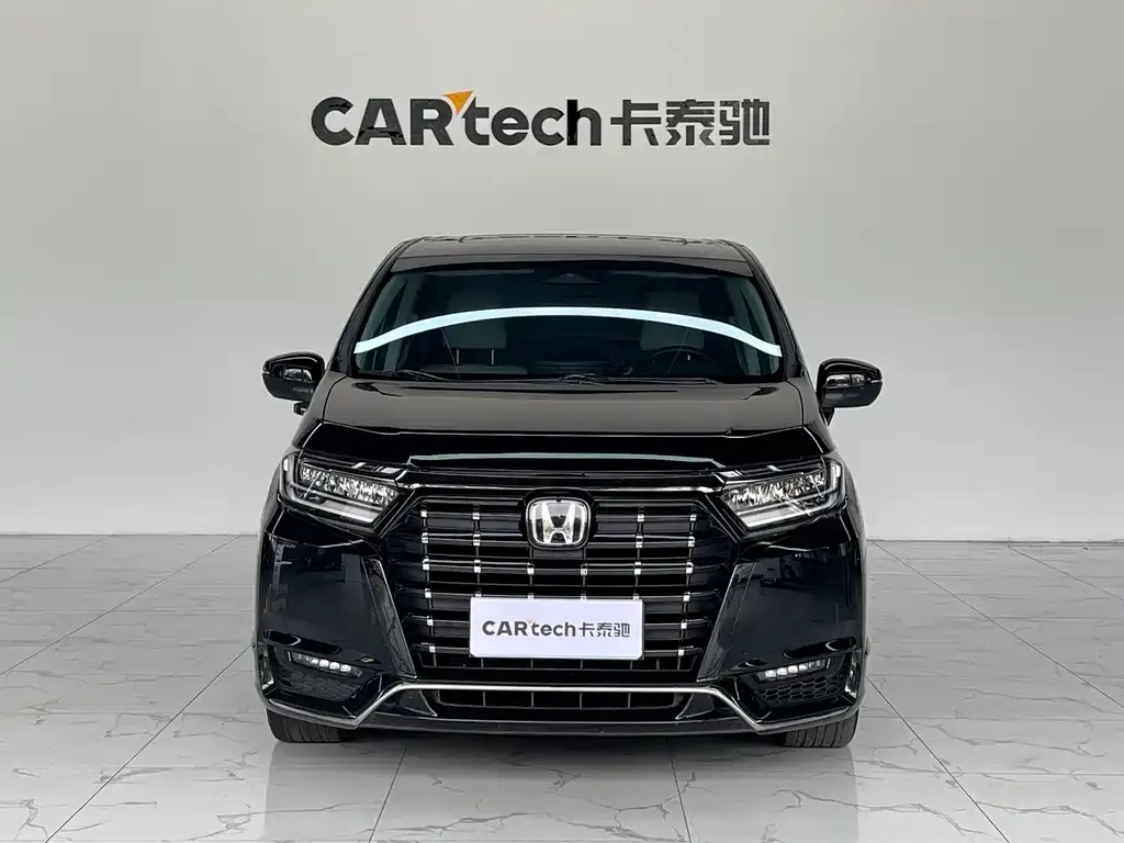 Honda Elysion 2024 из CN, фото 3