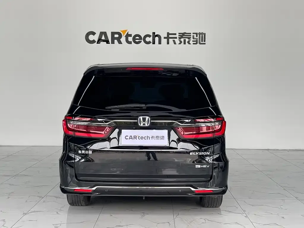 Honda Elysion 2024 из CN, фото 9