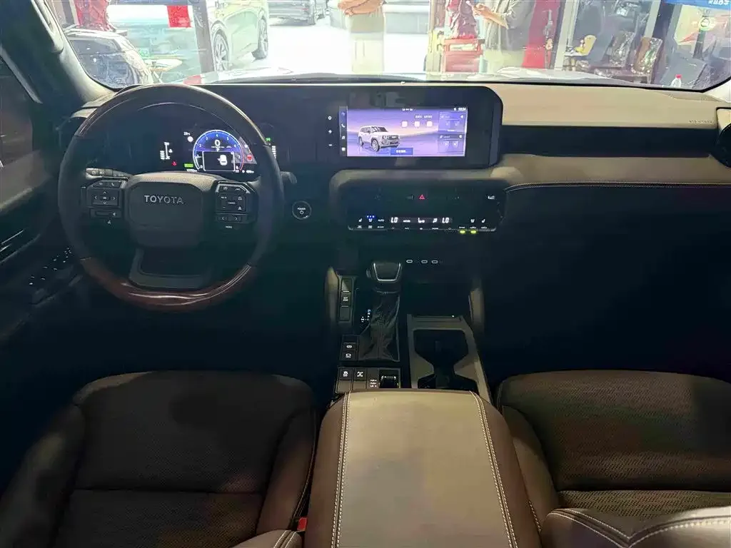 Toyota Prado 2025 из CN, фото 9