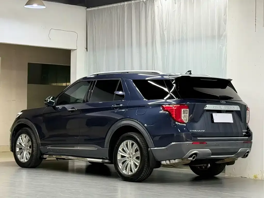 Ford Explorer 2022 из CN, фото 7