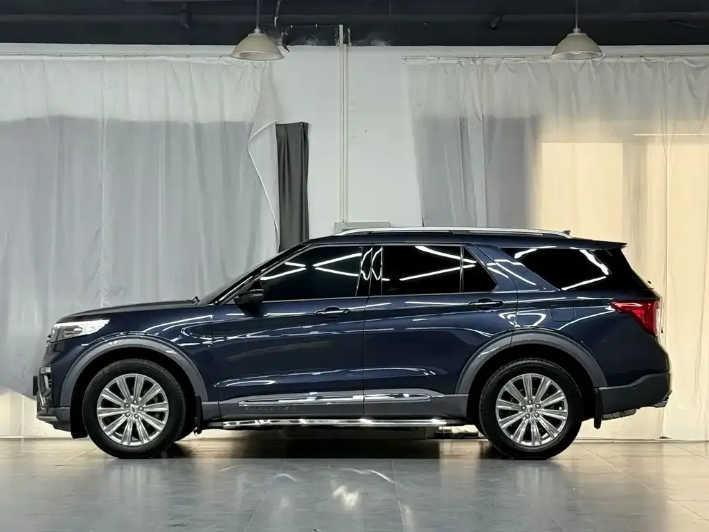 Ford Explorer 2022 из CN, фото 5