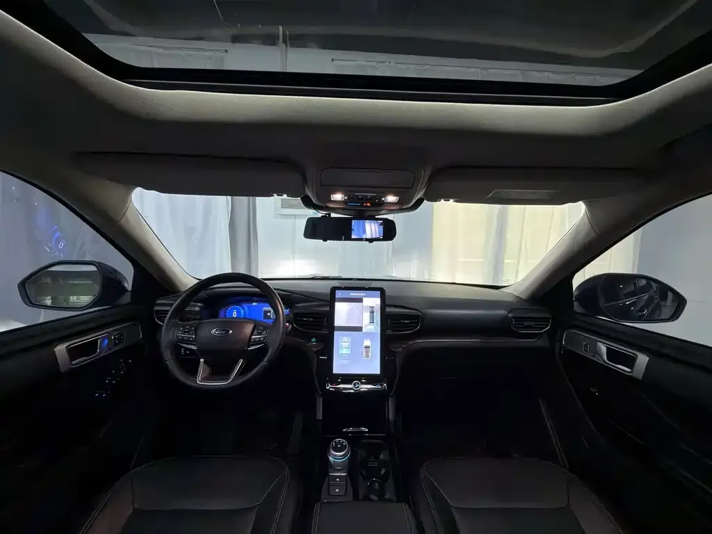 Ford Explorer 2022 из CN, фото 8