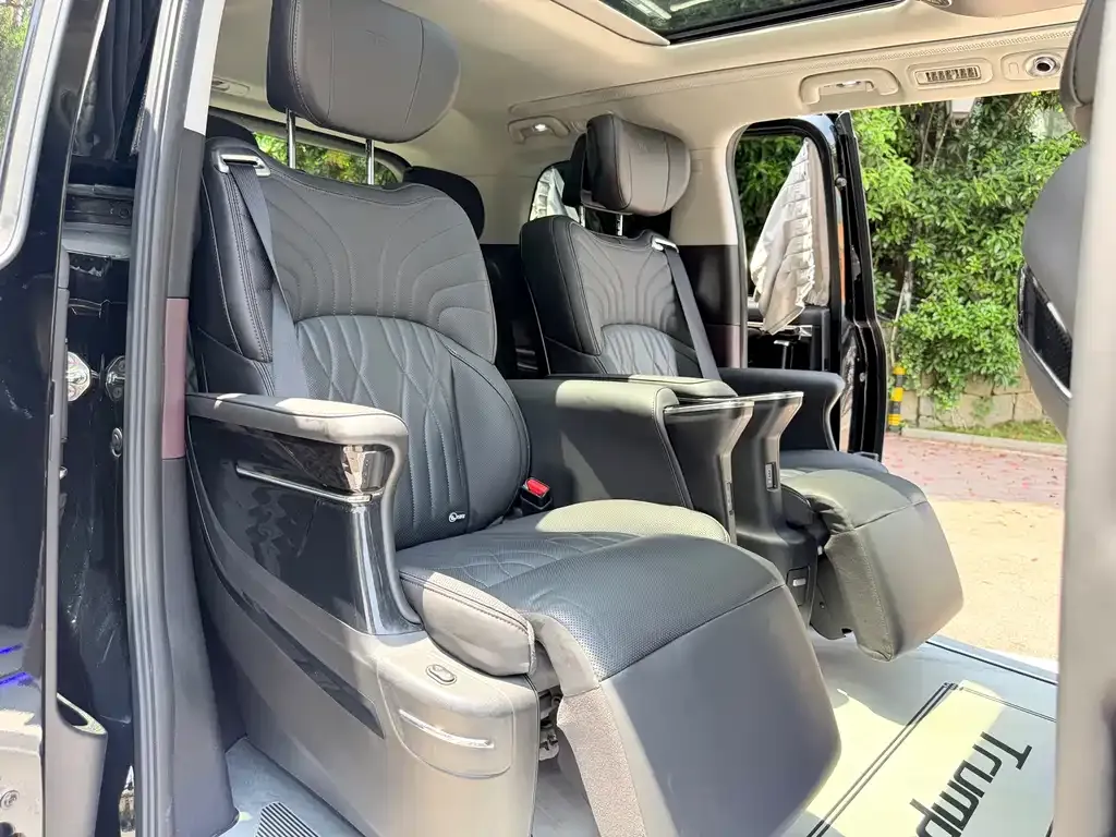 GAC Motor Trumpchi M8 — фото 8