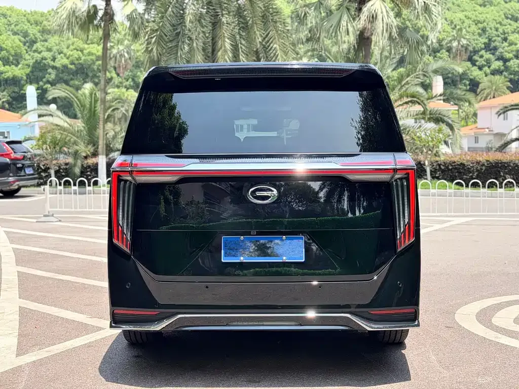 GAC Motor Trumpchi M8 — фото 9