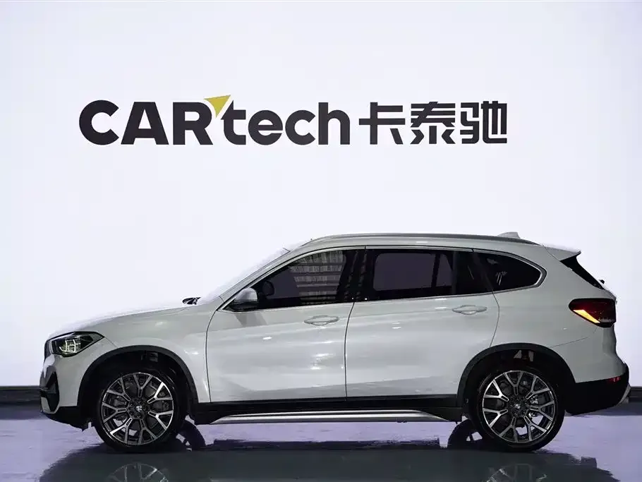 BMW X1 — фото 2