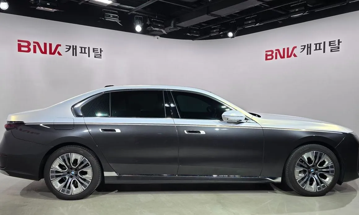 BMW 7-Series 2023 из KR, фото 6