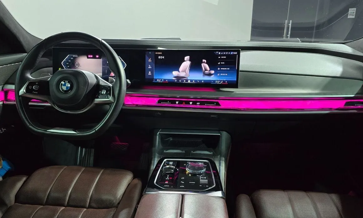 BMW 7-Series 2023 из KR, фото 10