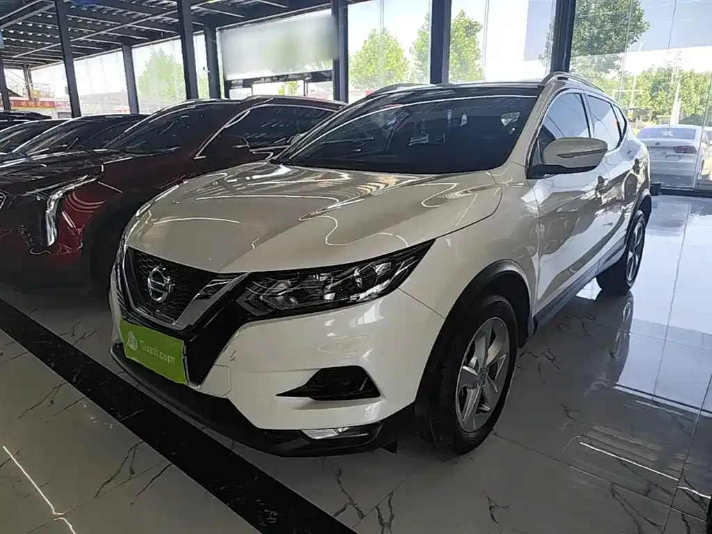 Nissan Qashqai — фото 4