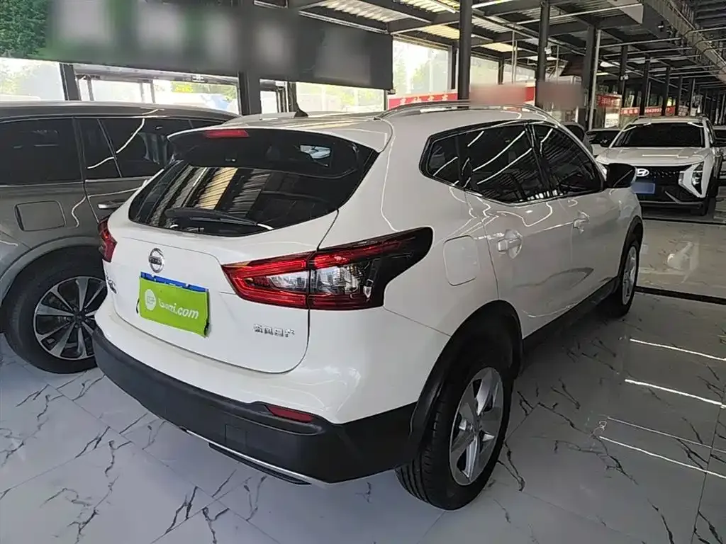 Nissan Qashqai — фото 3