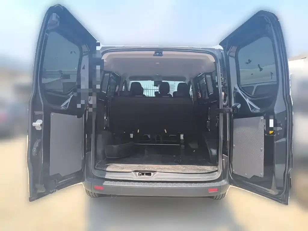 Ford Transit 2025 из CN, фото 2