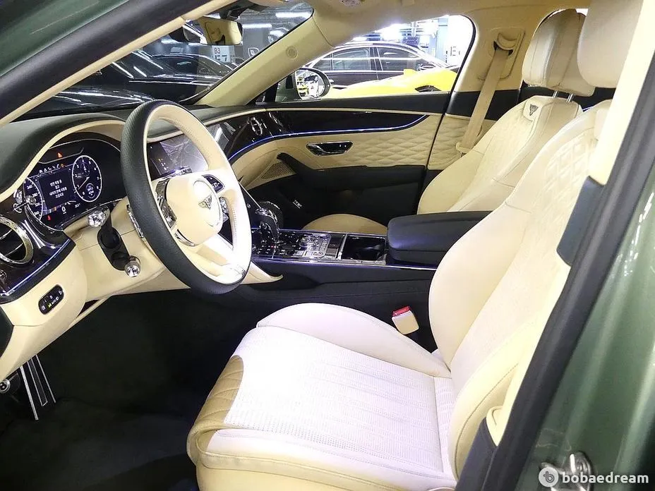 Bentley Flying Spur 2022 из KR, фото 4