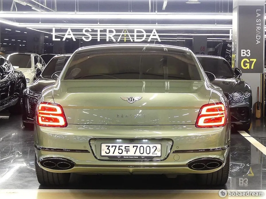 Bentley Flying Spur 2022 из KR, фото 6
