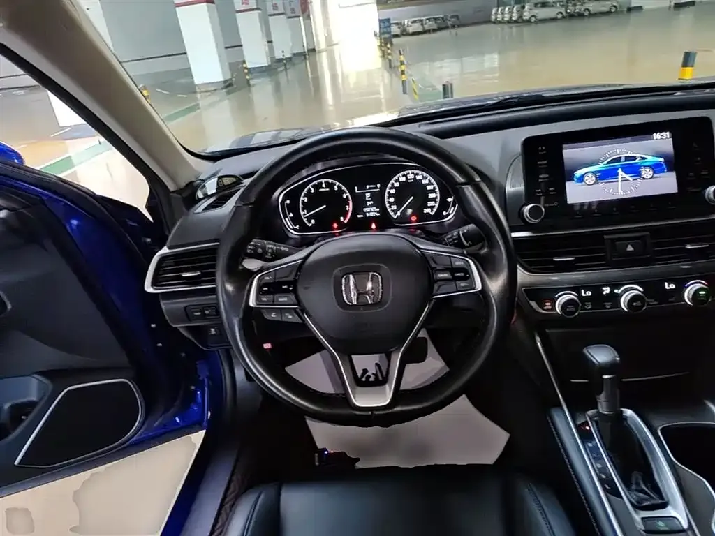 Honda Accord — фото 2