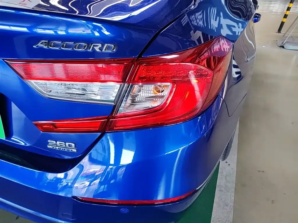 Honda Accord — фото 4