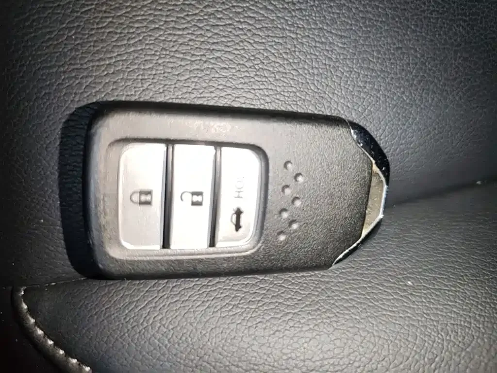 Honda Accord — фото 9