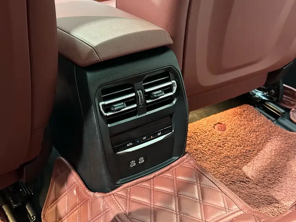 BMW i3 — фото 10
