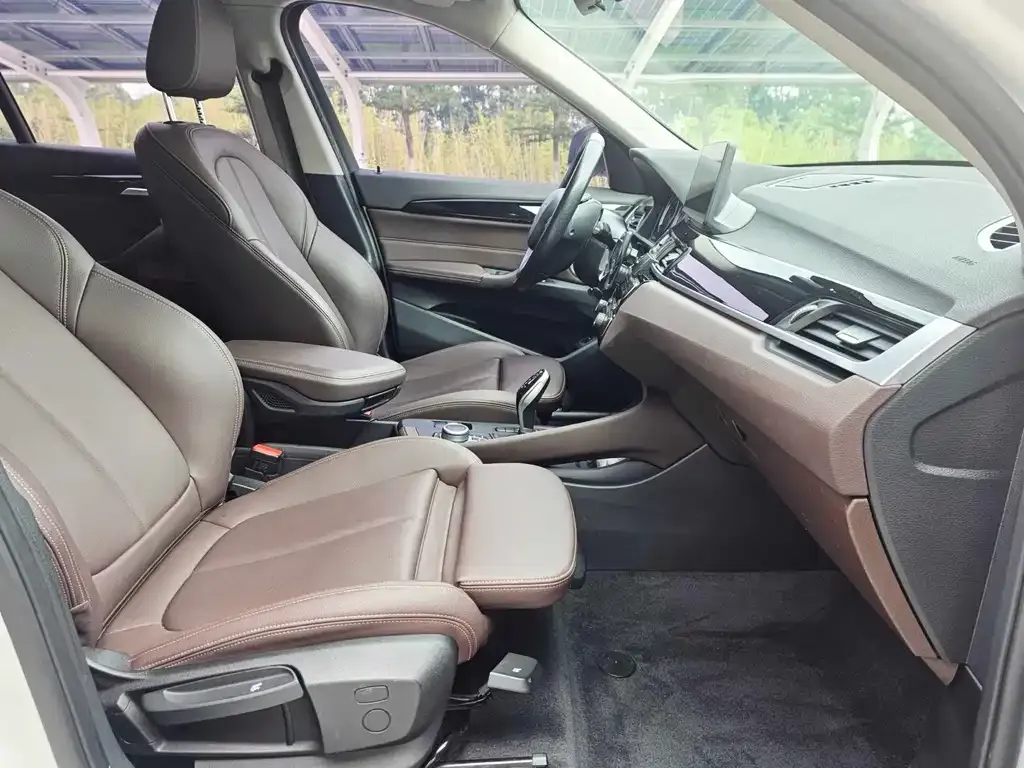 BMW X1 2021 из CN, фото 6