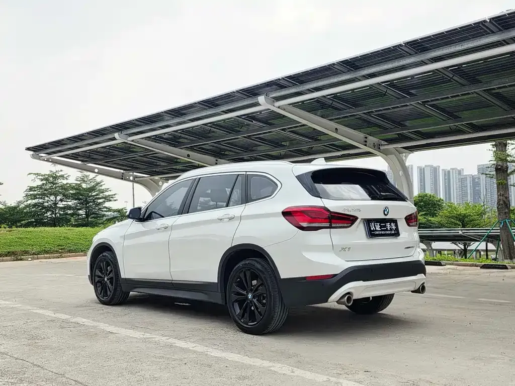 BMW X1 2021 из CN, фото 9