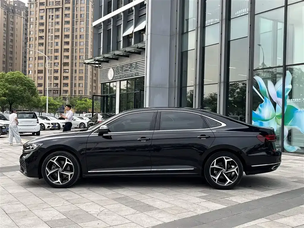 Volkswagen Passat — фото 4