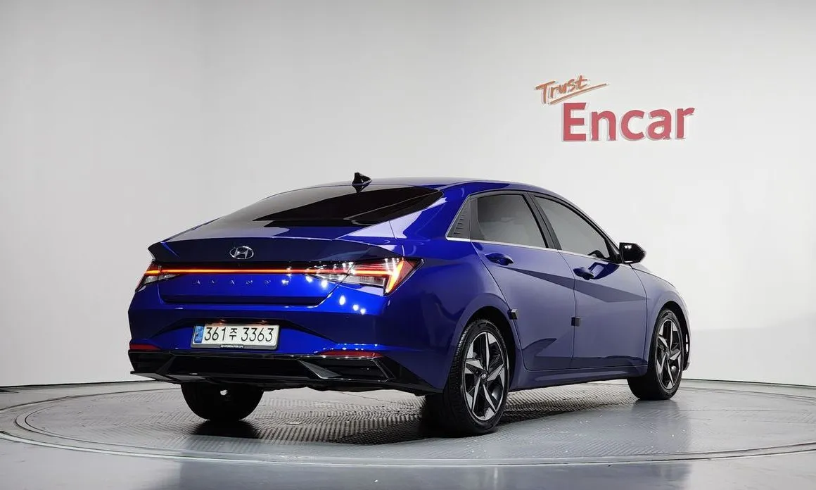 Hyundai AVANTE — фото 3
