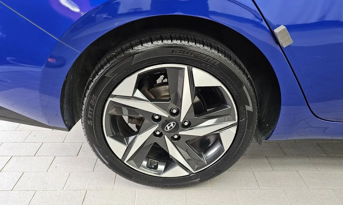 Hyundai AVANTE — фото 6