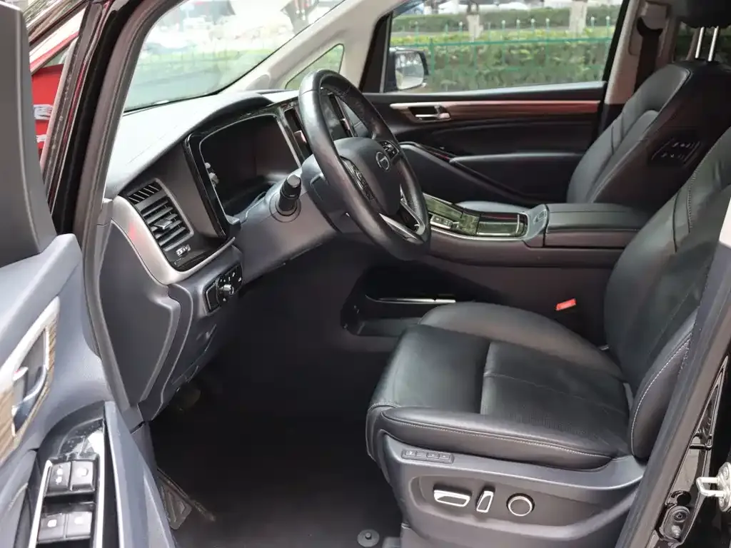 GAC Motor Trumpchi M8 — фото 6