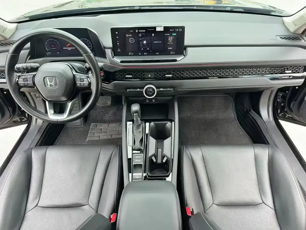 Honda Accord — фото 7