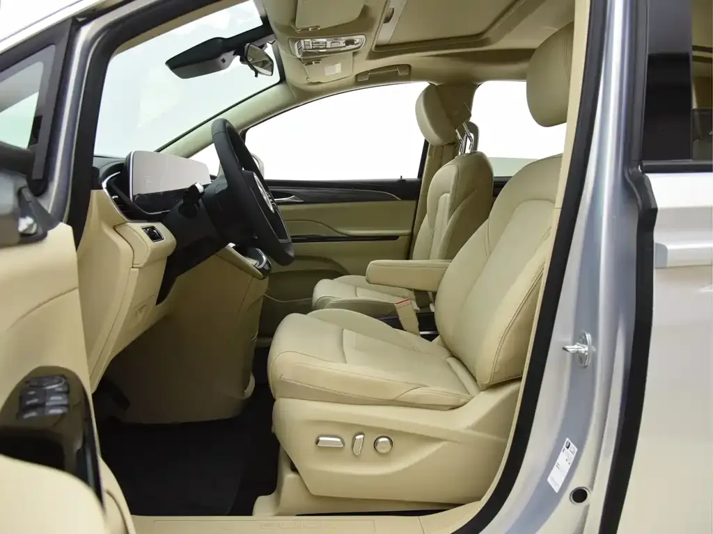 Buick GL8 Hybrid 2025 из CN, фото 10