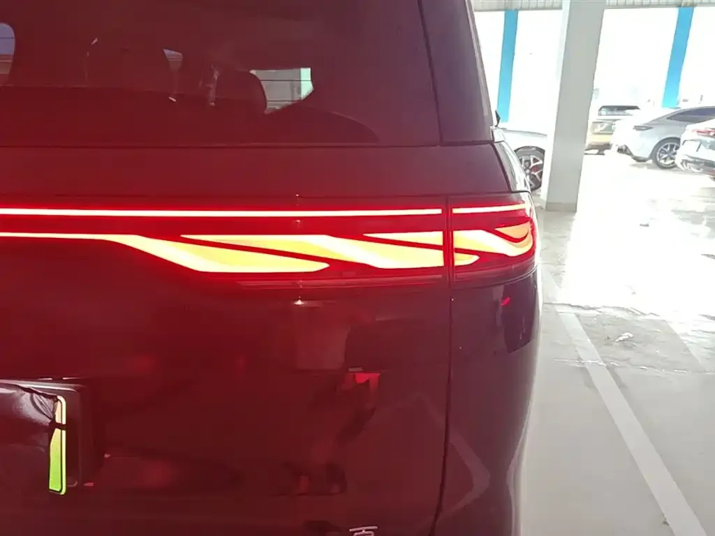 BYD Xia 2025 из CN, фото 2