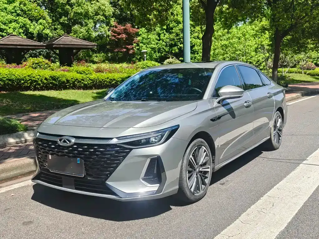 Chery Arrizo 8