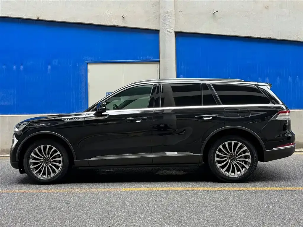 Lincoln Aviator — фото 3