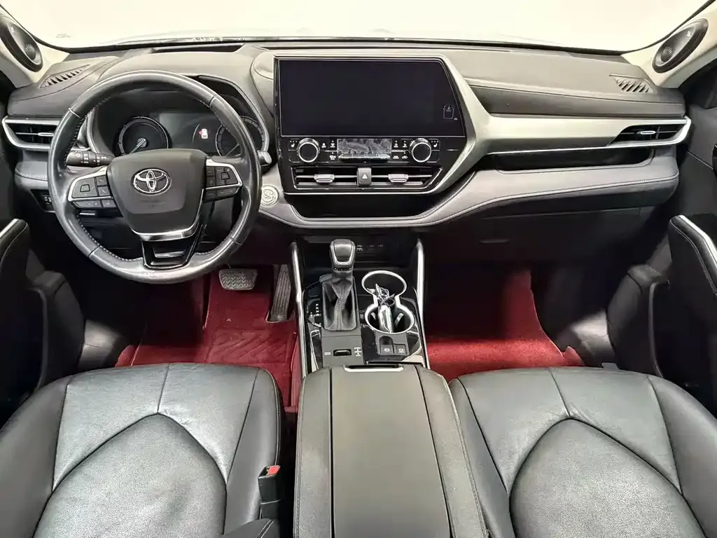 Toyota Highlander — фото 5