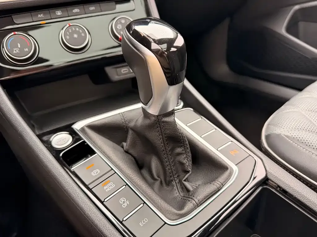Volkswagen Sagitar 2024 из CN, фото 7
