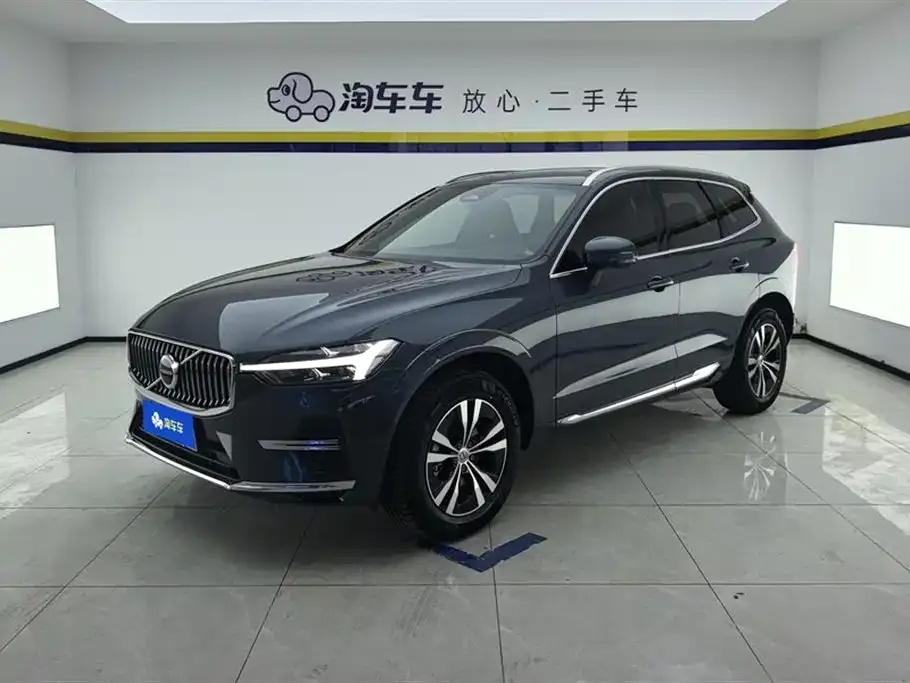 Volvo XC60 — фото 1