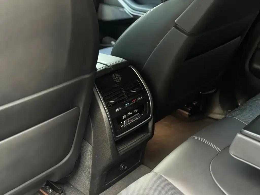BMW X5 M 2022 из CN, фото 2
