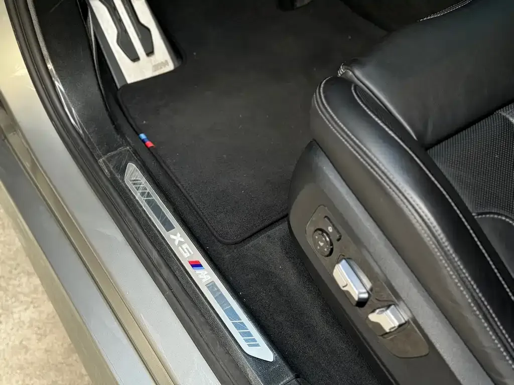 BMW X5 M 2022 из CN, фото 3