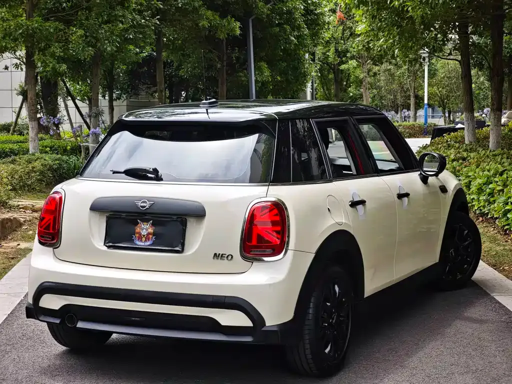 MINI Cooper (3-door) — фото 10
