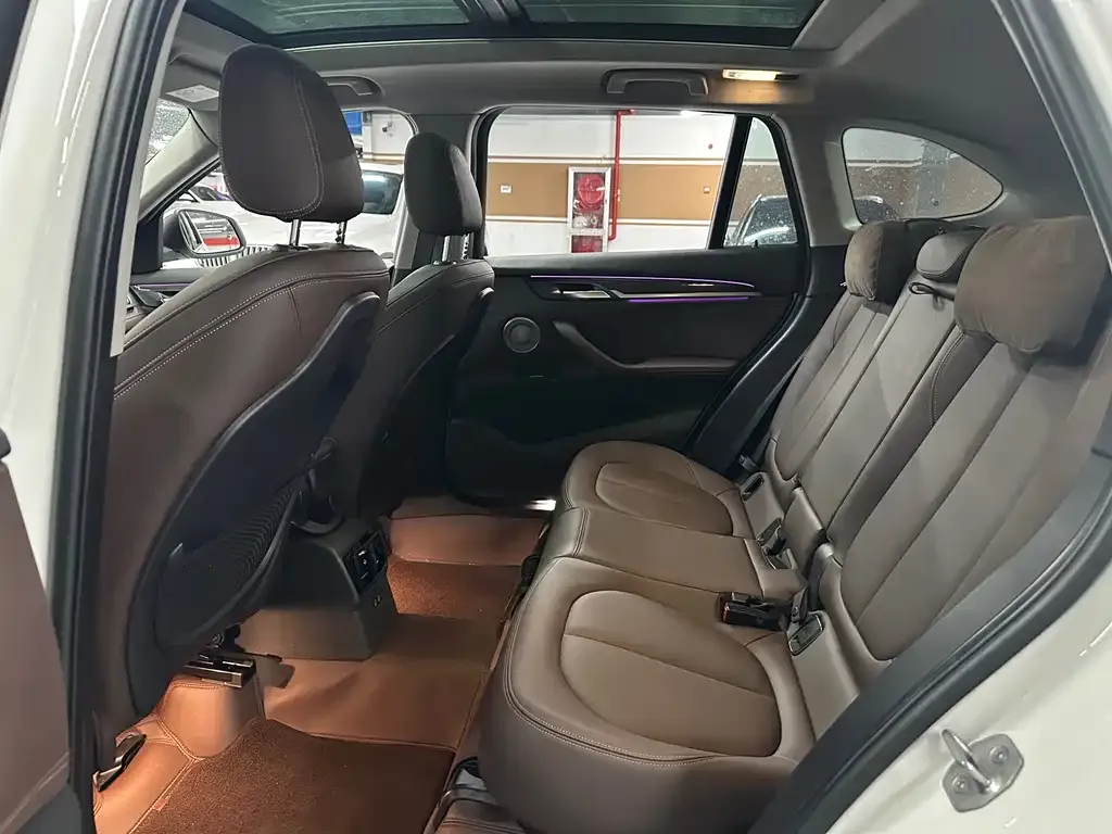 BMW X1 2022 из CN, фото 5
