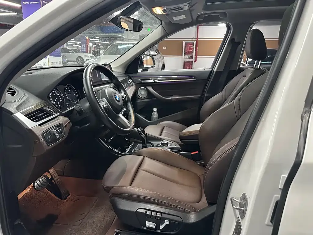 BMW X1 2022 из CN, фото 9