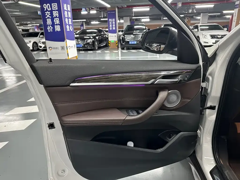 BMW X1 2022 из CN, фото 6